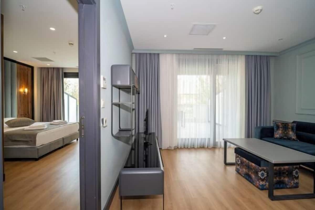 1 bedroom, soundproofing, iron/ironing board, free WiFi