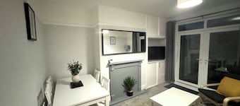 Kentmere Apartment - 2 Bedroom