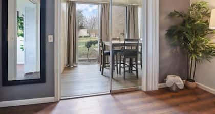 Hoff Gardens 37 - 1BR/1BA - Downtown Lubbock