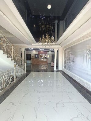 Reception - DAVAN HOTEL (Tashkent)