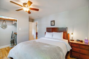 Interior - 1 Mi to Red Rock Canyon: Old Downtown Loft (Colorado Springs)