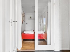 2 bedrooms, WiFi - "Answald" - 6km from the sea by Interhome (Aakirkeby)