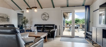 "Eftim" - 500m from the sea by Interhome