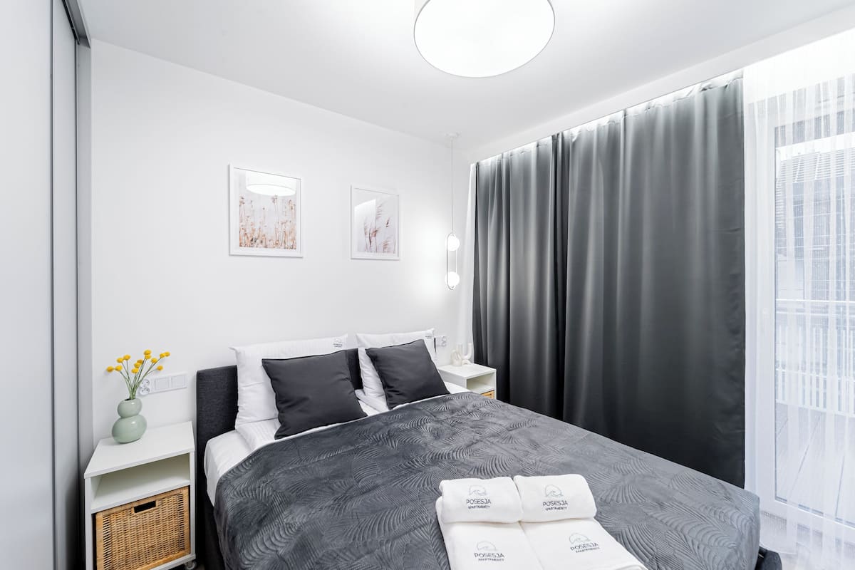 1 bedroom, premium bedding, individually decorated