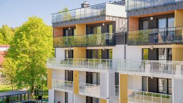 Deluxe Apartment, Kitchenette, Beachside | Balcony view