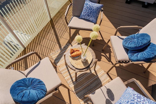Deluxe Apartment, Kitchenette, Beachside | Balcony