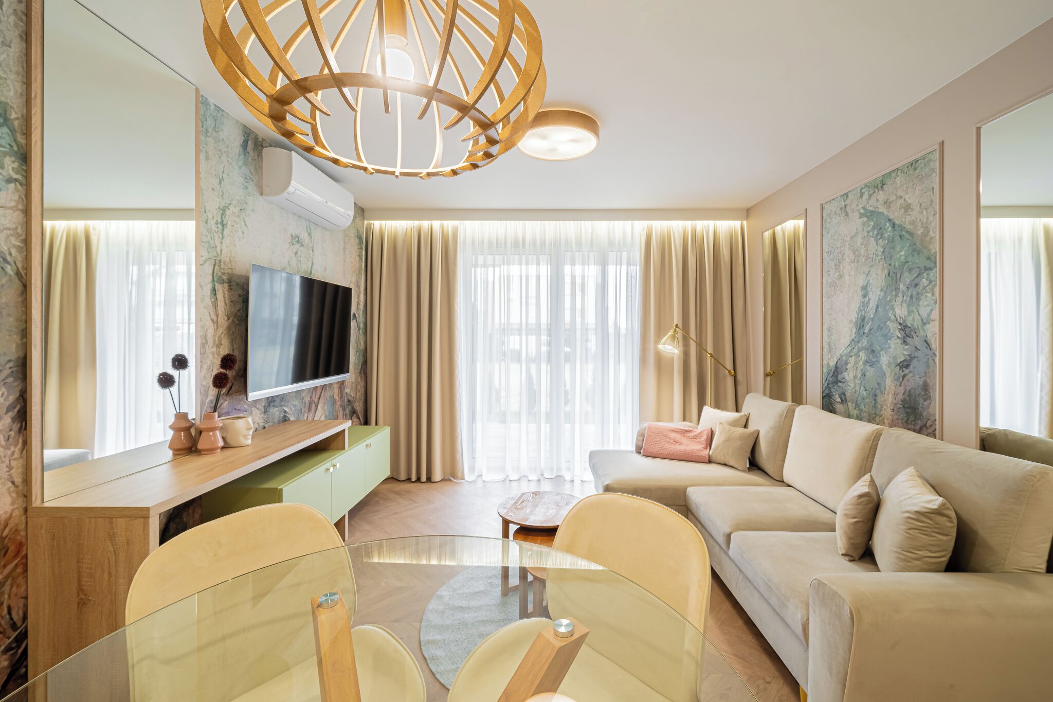 Appartement Deluxe, coin cuisine, vue cour intérieure