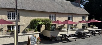 Drewe Arms Bunk Rooms