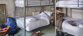 Drewe Arms Bunk Rooms