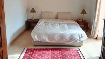 3 間睡房、Wi-Fi、床單