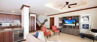 Casa Luna 14: Gated Resort South of 7Mile Beach w/Beach Cove, Communal Pool, Hea