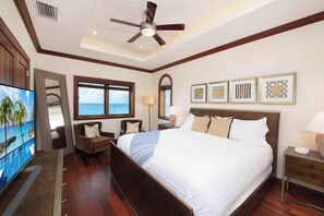 4 bedrooms, desk, free WiFi, bed sheets
