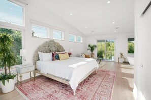 2 slaapkamers, een strijkplank/strijkijzer, wifi, beddengoed