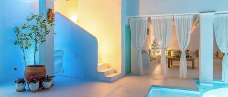 House, 6 Bedrooms, Smoking, Balcony | Interior