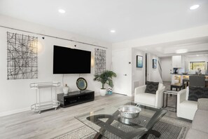 Smart-TV, DVD-Player