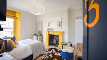 Townhome, Garden View | 5 bilik tidur, seterika/papan seterika, Wi-fi percuma