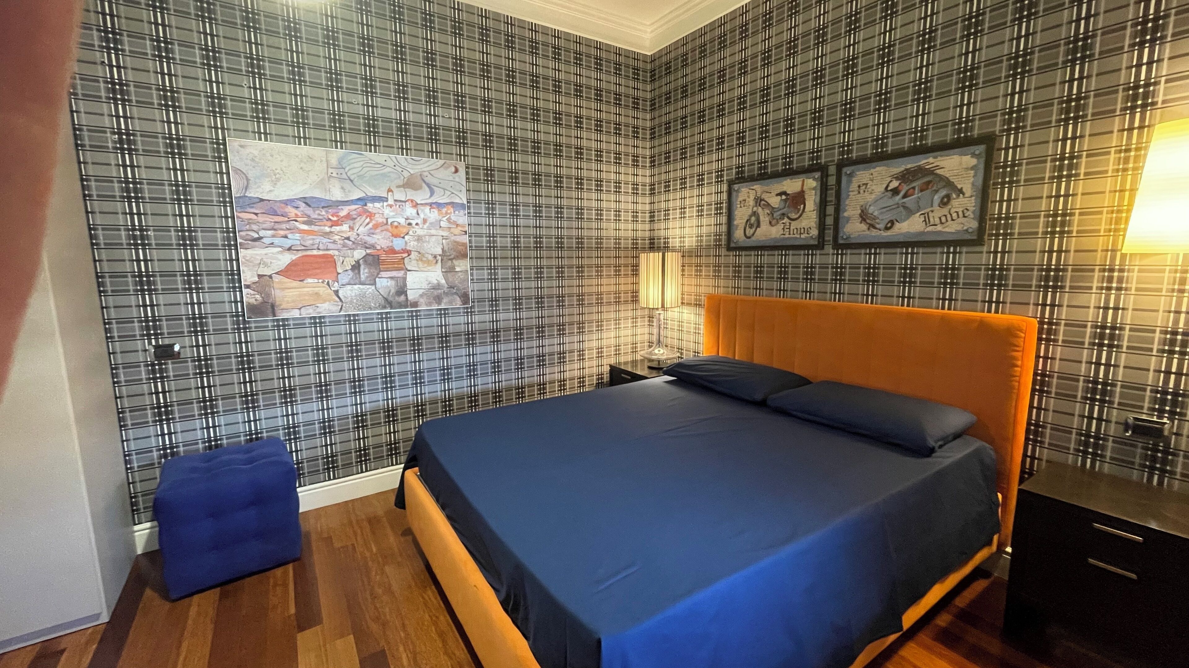 1 habitación, escritorio, cuna de viaje y wifi 