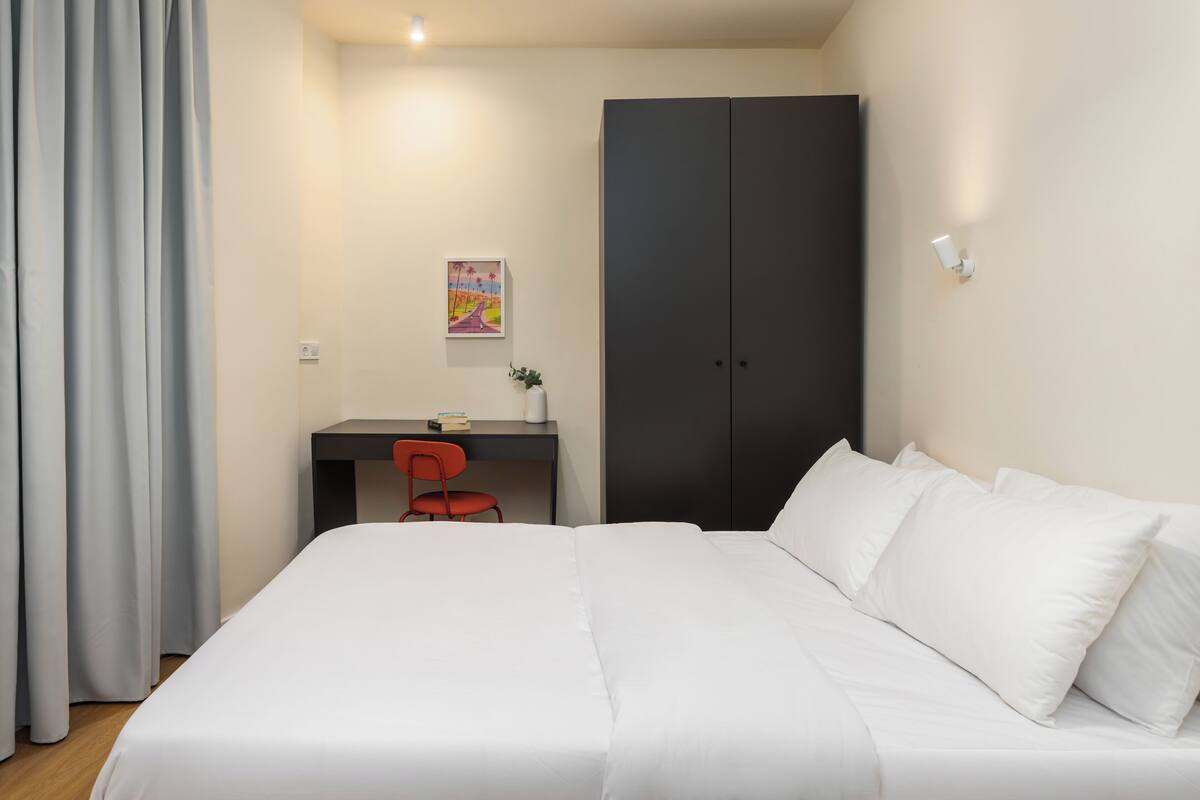 Biancheria da letto ipoallergenica, tende oscuranti, insonorizzazione