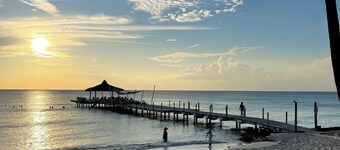 Pelican Cabana
