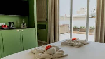 Exclusive Double or Twin Room, City View | In-room safe, desk, laptop workspace, soundproofing