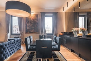Dining - MEGA ROYAL SUITE (Città metropolitana di Roma Capitale)