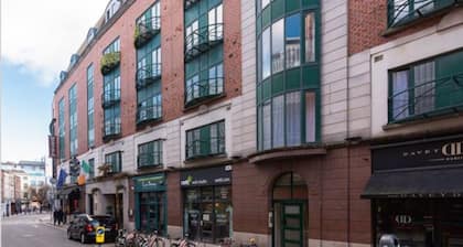 Stunning 2 bedroom apartment next to grafton street and St. Stephens green