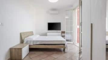3 camere