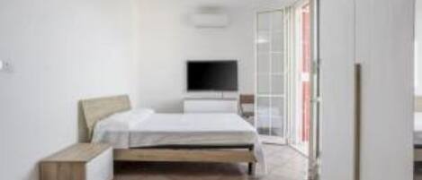 3 camere