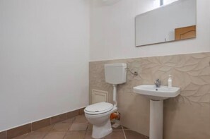 Douche, bidet