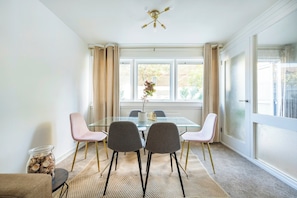 Spiseområde på rommet