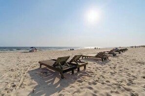 Beach nearby - The Flamingle (Gulf Shores)