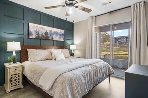 2 soverom, strykejern/-brett, reiseseng for barn og wi-fi