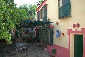 Outdoor dining - Sevilla 001 (Aznalcázar)