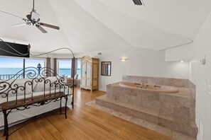 5 bedrooms, iron/ironing board, free WiFi, bed sheets