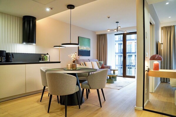 Suite – deluxe | Skrivebord for bærbar PC, strykejern/-brett og wi-fi (inkludert)