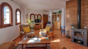 TV, fireplace, DVD player - Frigiliana 029 - Andalucía (Frigiliana)