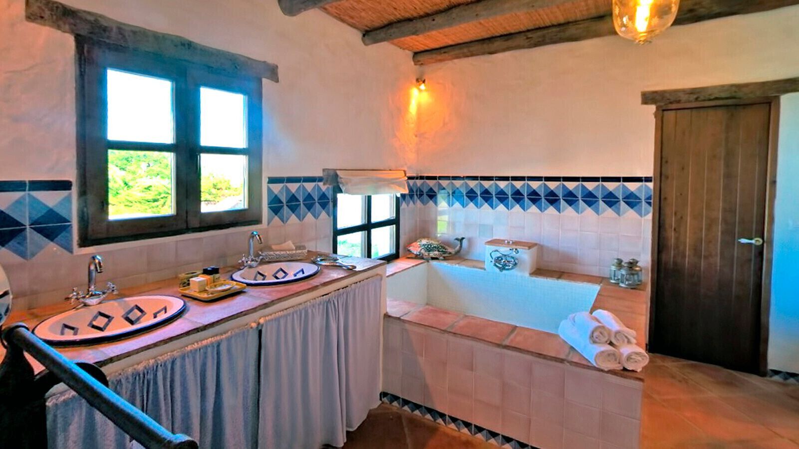 Réfrigérateur, micro-ondes, four, lave-vaisselle