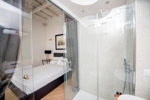 Chambre Ăconomique, non-fumeur, salle de bains privĂ©e | Salle de bain