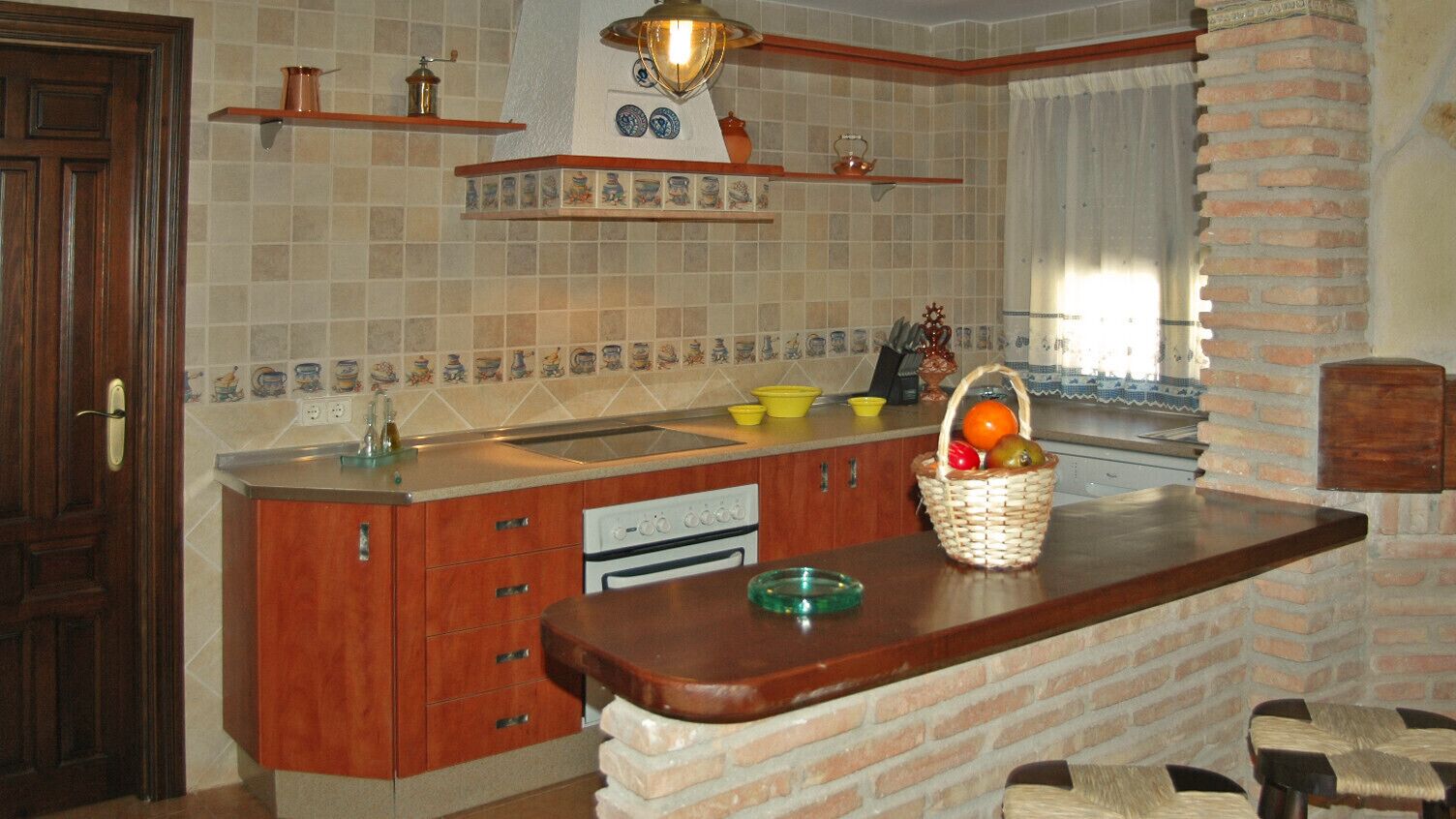 Réfrigérateur, micro-ondes, four, lave-vaisselle