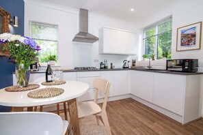 Fridge, microwave, oven, stovetop - Host & Stay | Terrace House on Canal (Worcester)