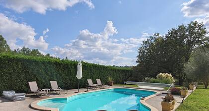 Gite Le Petit Wren - avec piscine et vue