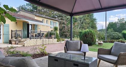 Gite Le Petit Wren - avec piscine et vue