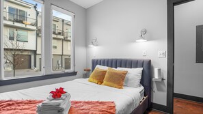 2 室のベッドルーム、WiFi (無料)、ベッドシーツ