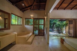 Spa - March House ~ Iconic Beachfront Villa in Mal Pais (Mal Pais de Cobano)