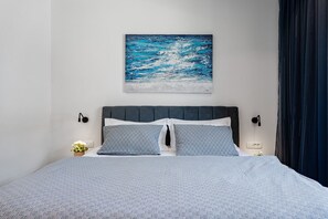 3 bedrooms, iron/ironing board, WiFi, bed sheets - Villa Dalmatia- with Sauna, Hot tub, Heated pool<br> 3 en-suite bedrooms, playground, Table tennis, (Grubine)