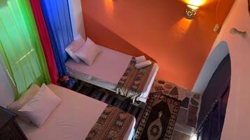 1 camera, Wi-Fi, lenzuola