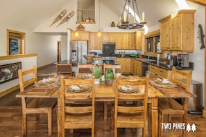 Dining - Enchanting Home! 10 Min Drive to Resort, 5 Min to Town Center! (Big Sky)