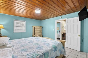Room - Pet/Student Friendly, Ocean Blvd 2 (North Myrtle Beach)