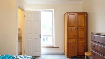 Economy Double Room | Free WiFi