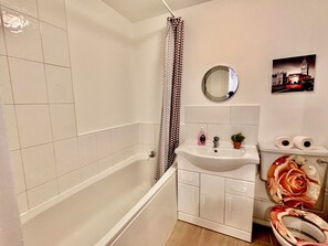Handtücher, Toilettenpapier